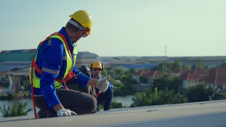 Best Green or Eco-Friendly Roofing Solutions  in Des Moines, WA